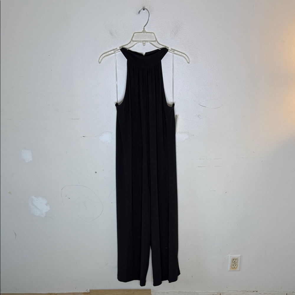 Tash & Sophie Elegant Black Sleeveless Jumpsuit Size Medium NEW!